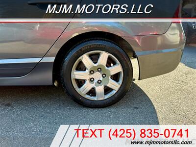 2009 Honda Civic LX   - Photo 25 - Lynnwood, WA 98036