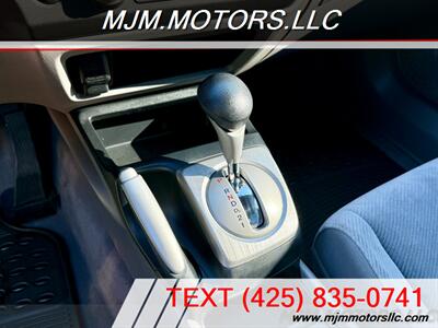 2009 Honda Civic LX   - Photo 19 - Lynnwood, WA 98036
