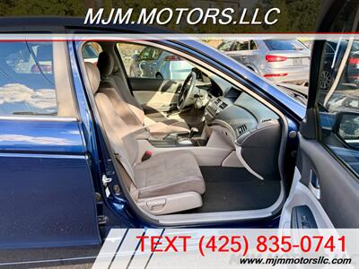 2012 Honda Accord LX   - Photo 13 - Lynnwood, WA 98036
