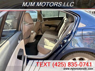 2012 Honda Accord LX   - Photo 10 - Lynnwood, WA 98036