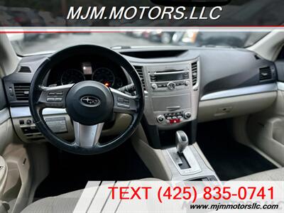 2011 Subaru Outback 2.5i Premium   - Photo 16 - Lynnwood, WA 98036