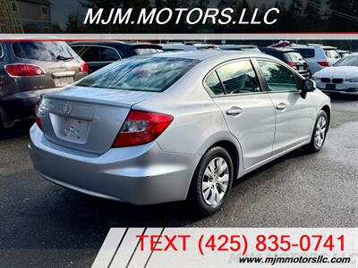 2012 Honda Civic LX   - Photo 5 - Lynnwood, WA 98036