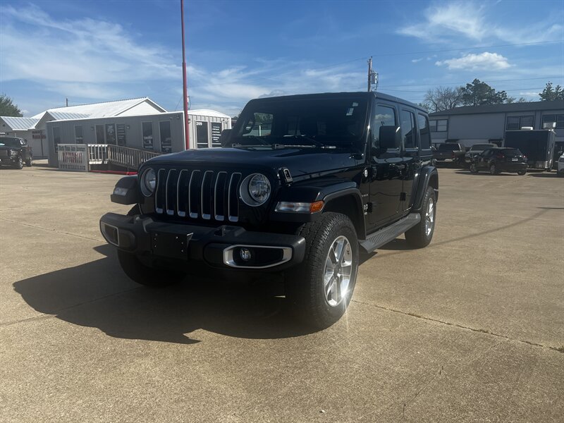 2019 Jeep Wrangler Sahara   - Photo 1 - Alvarado, TX 76009