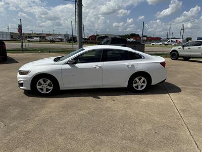 2022 Chevrolet Malibu LS   - Photo 8 - Alvarado, TX 76009