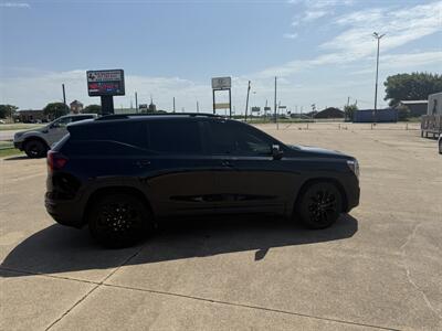 2022 GMC Terrain SLE   - Photo 1 - Alvarado, TX 76009