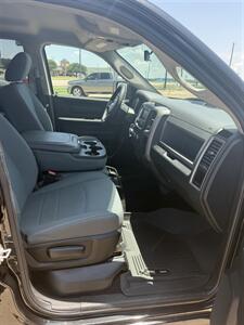 2017 RAM 1500 Express   - Photo 2 - Alvarado, TX 76009