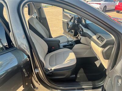 2020 Ford Escape SE   - Photo 15 - Alvarado, TX 76009