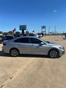 2023 Volkswagen Jetta S   - Photo 6 - Alvarado, TX 76009