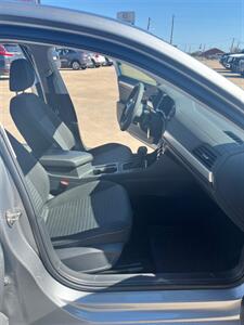 2023 Volkswagen Jetta S   - Photo 18 - Alvarado, TX 76009