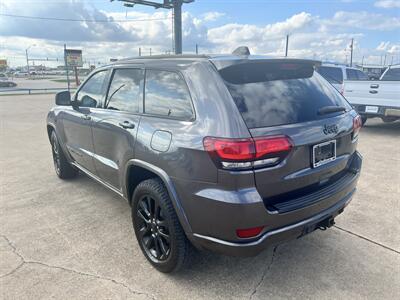 2017 Jeep Grand Cherokee Laredo   - Photo 7 - Alvarado, TX 76009