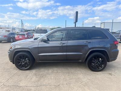 2017 Jeep Grand Cherokee Laredo   - Photo 8 - Alvarado, TX 76009