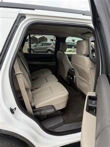2020 Ford Expedition XLT - Photo 13 - Alvarado, TX 76009