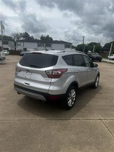 2017 Ford Escape Titanium   - Photo 5 - Alvarado, TX 76009