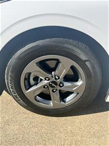 2022 Kia K5 LXS - Photo 19 - Alvarado, TX 76009