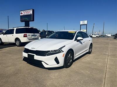 2022 Kia K5 LXS - Photo 1 - Alvarado, TX 76009