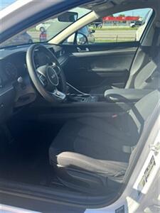 2022 Kia K5 LXS - Photo 14 - Alvarado, TX 76009