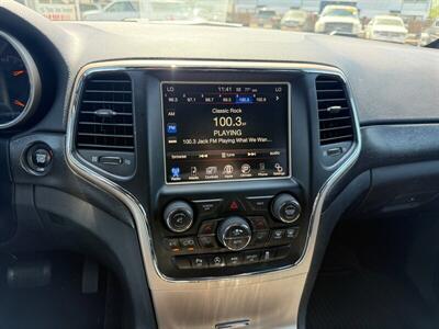 2017 Jeep Grand Cherokee Laredo   - Photo 19 - Alvarado, TX 76009