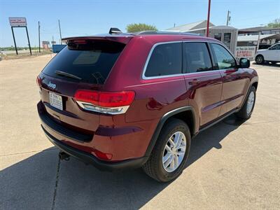 2017 Jeep Grand Cherokee Laredo   - Photo 5 - Alvarado, TX 76009