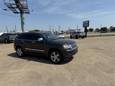 2011 Jeep Grand Cherokee Overland   - Photo 2 - Alvarado, TX 76009