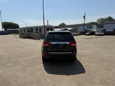 2011 Jeep Grand Cherokee Overland   - Photo 5 - Alvarado, TX 76009