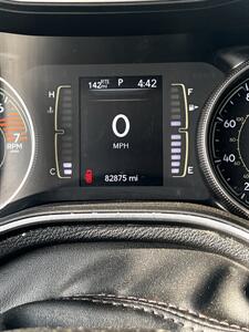 2019 Jeep Cherokee Altitude   - Photo 13 - Alvarado, TX 76009