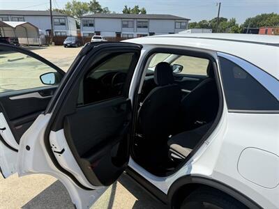 2022 Ford Escape SE   - Photo 13 - Alvarado, TX 76009