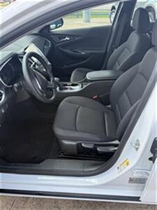 2022 Chevrolet Malibu LS   - Photo 22 - Alvarado, TX 76009