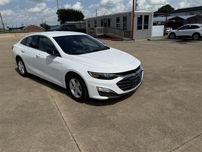2022 Chevrolet Malibu LS   - Photo 6 - Alvarado, TX 76009
