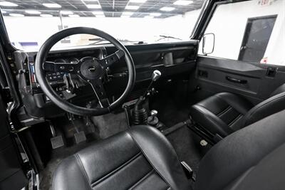 1993 Land Rover Defender   - Photo 7 - Sacramento, CA 95825