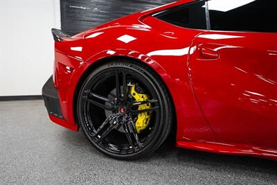 2019 Ferrari 812 Superfast   - Photo 4 - Sacramento, CA 95825