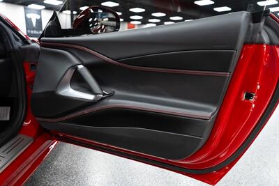 2019 Ferrari 812 Superfast   - Photo 11 - Sacramento, CA 95825