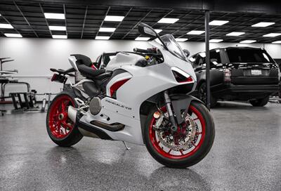 2024 Ducati Panigale v2   - Photo 7 - Sacramento, CA 95825