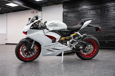 2024 Ducati Panigale v2   - Photo 8 - Sacramento, CA 95825