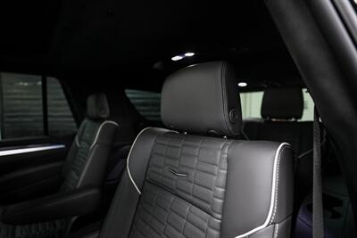 2025 Cadillac Escalade-V   - Photo 11 - Sacramento, CA 95825