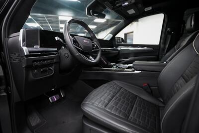 2025 Cadillac Escalade-V   - Photo 23 - Sacramento, CA 95825