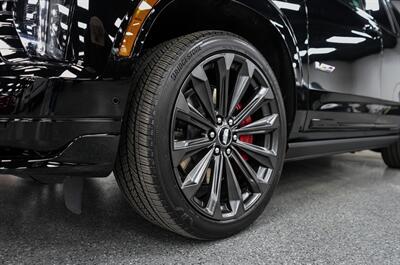 2025 Cadillac Escalade-V   - Photo 26 - Sacramento, CA 95825
