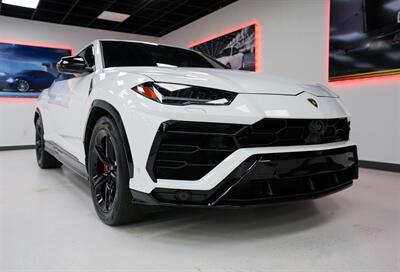 2021 Lamborghini Urus   - Photo 3 - Sacramento, CA 95825