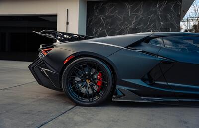 2024 Lamborghini Revuelto   - Photo 48 - Sacramento, CA 95825