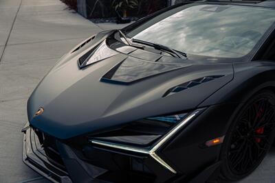2024 Lamborghini Revuelto   - Photo 4 - Sacramento, CA 95825