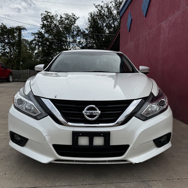 2017 Nissan Altima 2.5   - Photo 1 - Tulsa, OK 74115
