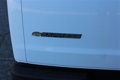 2006 Chevrolet Express 1500   - Photo 13 - Seattle, WA 98103