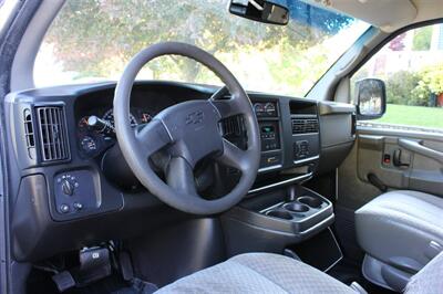 2006 Chevrolet Express 1500   - Photo 9 - Seattle, WA 98103