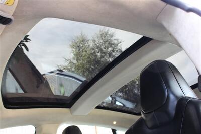 2015 Tesla Model S 85D   - Photo 24 - Seattle, WA 98103