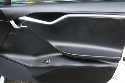 2015 Tesla Model S 85D   - Photo 17 - Seattle, WA 98103
