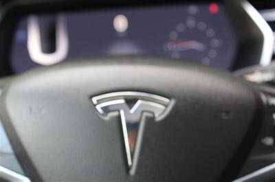 2015 Tesla Model S 85D   - Photo 30 - Seattle, WA 98103