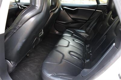 2015 Tesla Model S 85D   - Photo 11 - Seattle, WA 98103