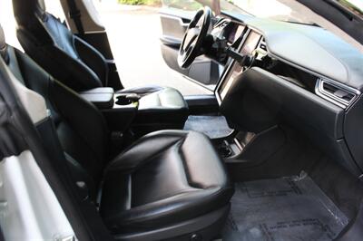 2015 Tesla Model S 85D   - Photo 16 - Seattle, WA 98103