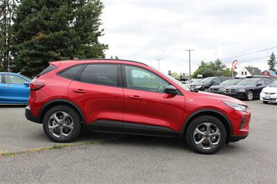 2025 Ford Escape ST-Line   - Photo 4 - Mt.Vernon, WA 98273