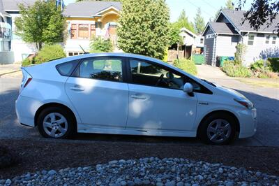 2010 Toyota Prius III   - Photo 4 - Seattle, WA 98103