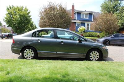 2009 Honda Civic DX-VP   - Photo 4 - Seattle, WA 98103